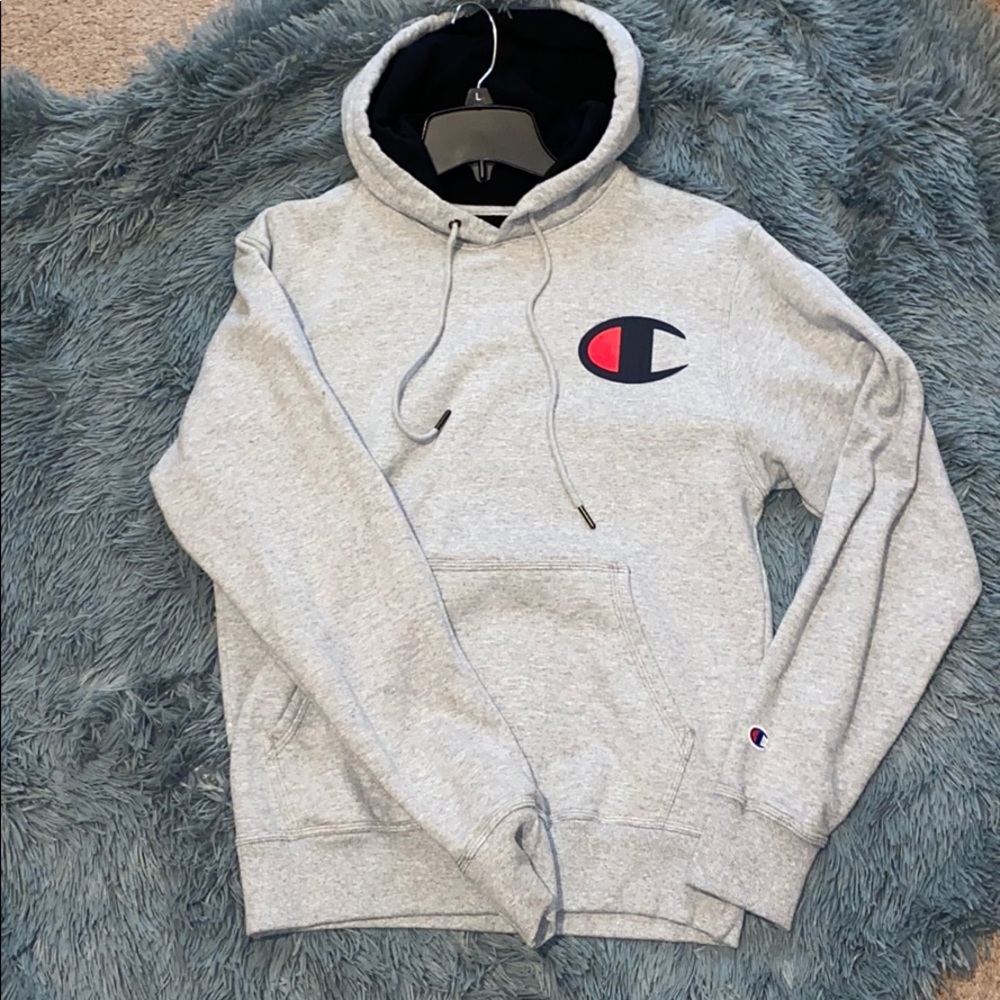 Gray sweatshirt